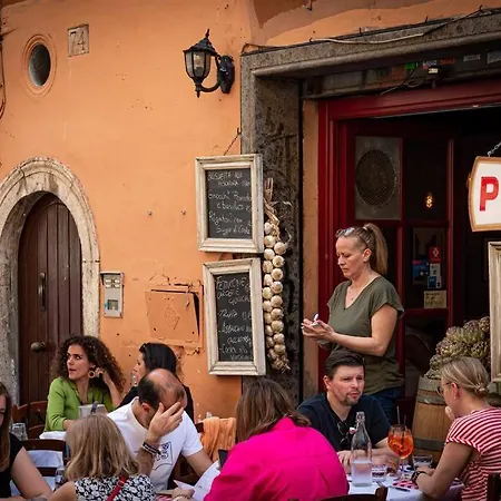 Lungaretta Flat Trastevere *