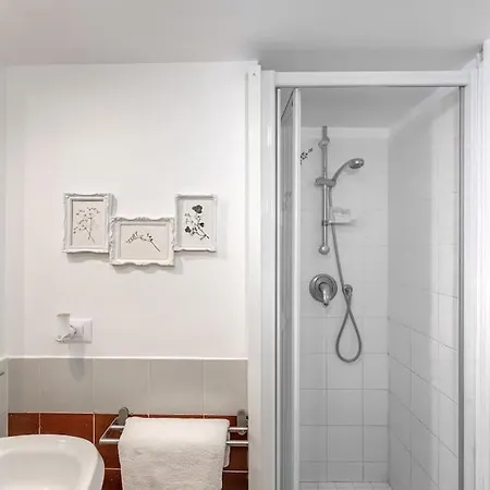 Lungaretta Flat [trastevere] *